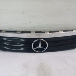 rejilla_delantera_a16888803609761_mercedes_benz_clase_a_w168_170_cdi_168_009