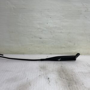 brazo_limpia_delantero_derecho_a1688200644_mercedes_benz_clase_a_w168_170_cdi_168_009