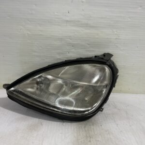 faro_izquierdo_a1688201761_mercedes_benz_clase_a_w168_170_cdi_168_009