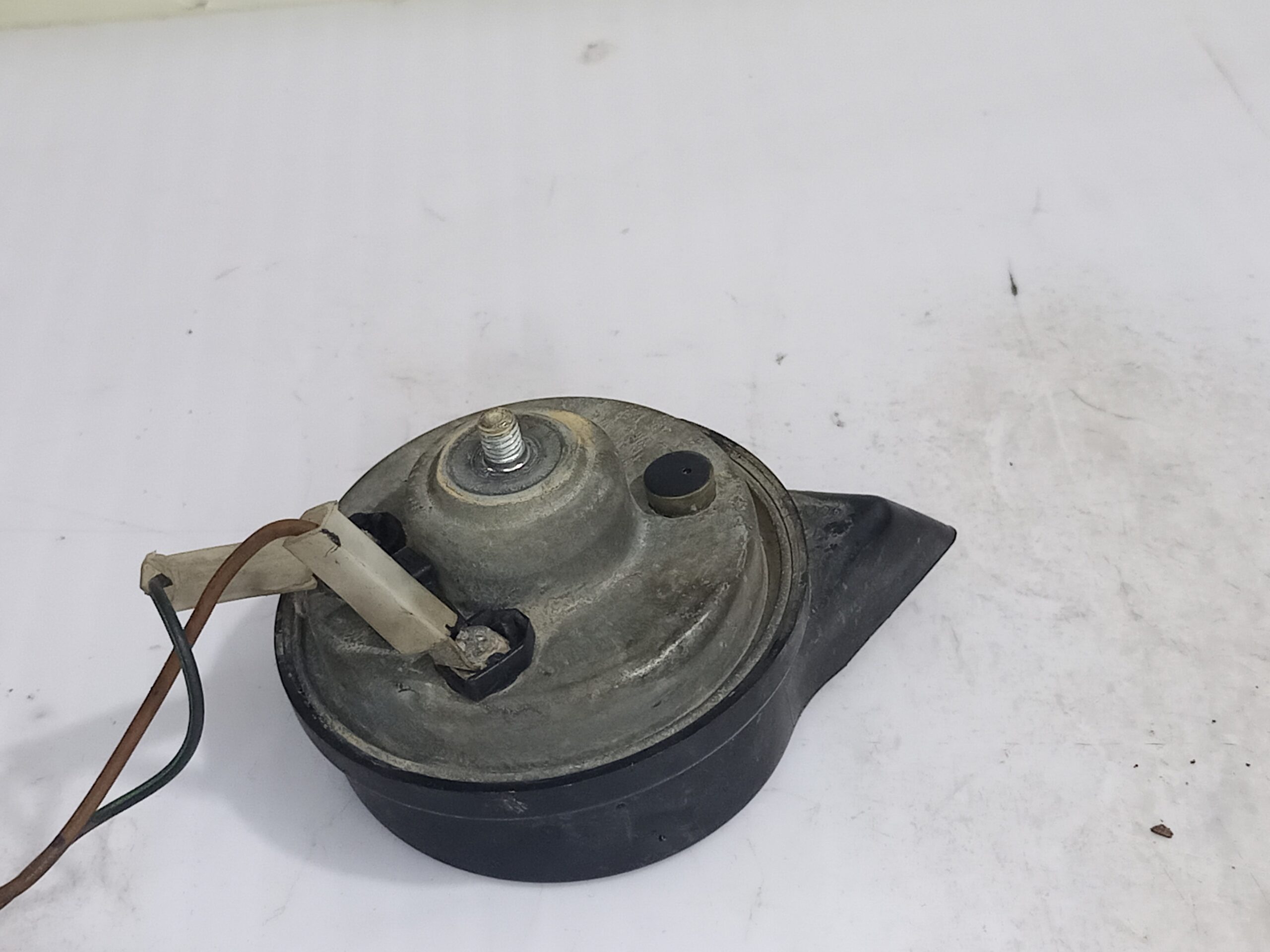 claxon_a28657625_mercedes_benz_clase_a_w168_170_cdi_168_009