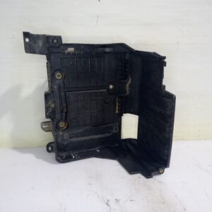 soporte_bateria_8200467409_renault_scenic_ii_au_entique