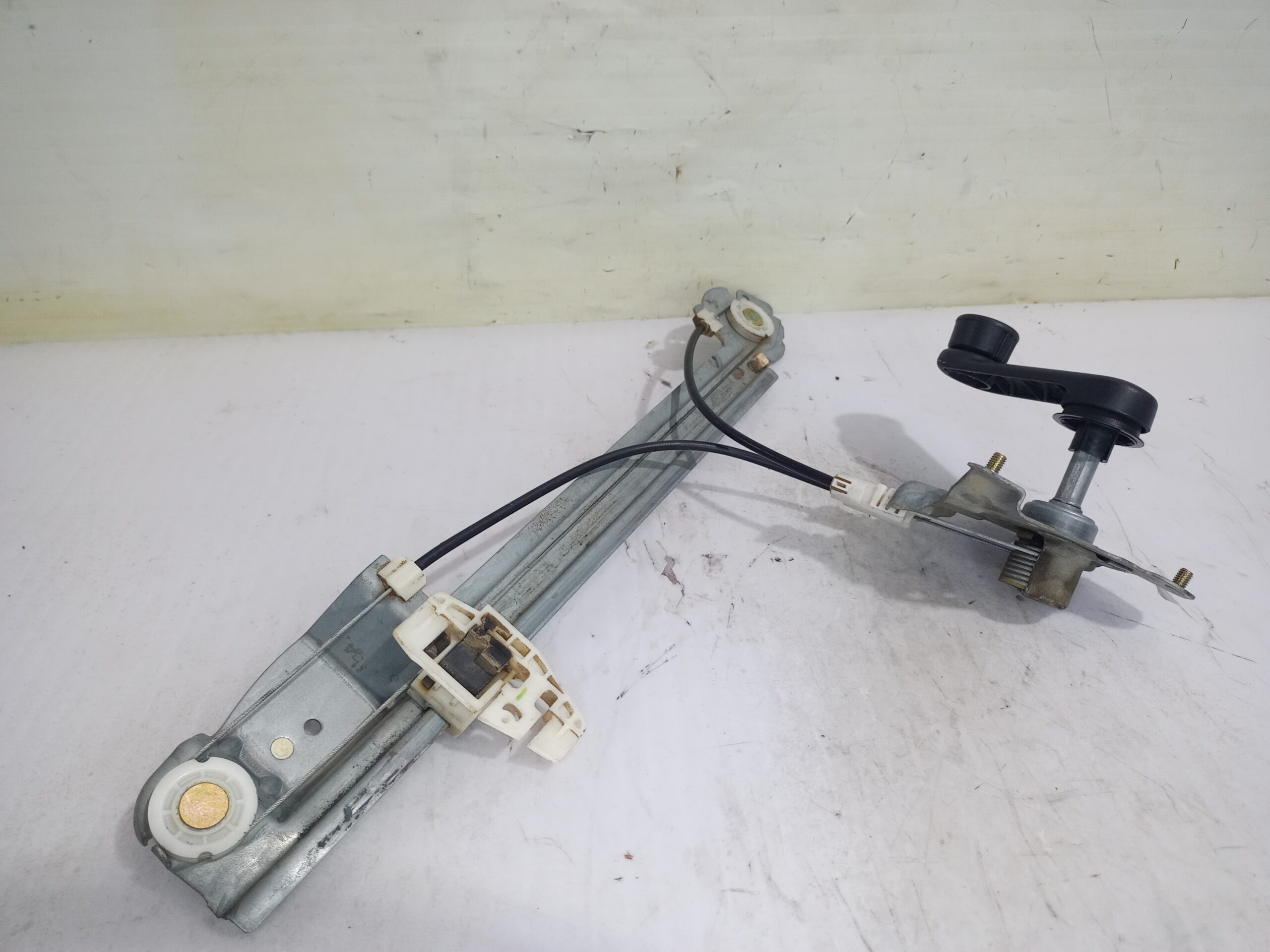 elevalunas_trasero_derecho_8200636810_renault_scenic_ii_au_entique