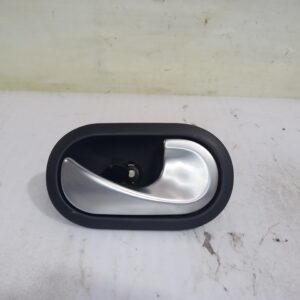 maneta_interior_trasera_derecha_8200028486_renault_scenic_ii_au_entique