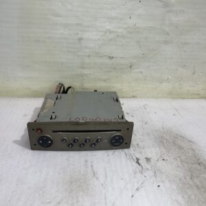 sistema_audio_radio_cd_8200633644_renault_scenic_ii_au_entique