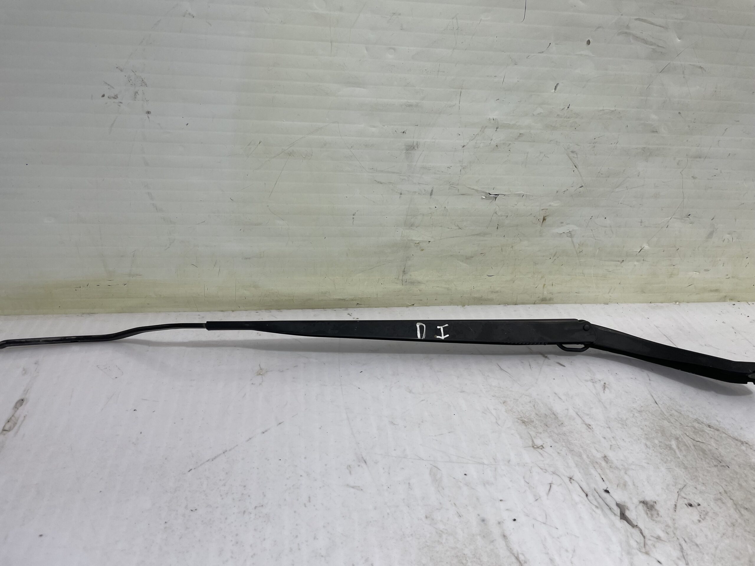 brazo_limpia_delantero_izquierdo_7701062073_renault_scenic_ii_au_entique