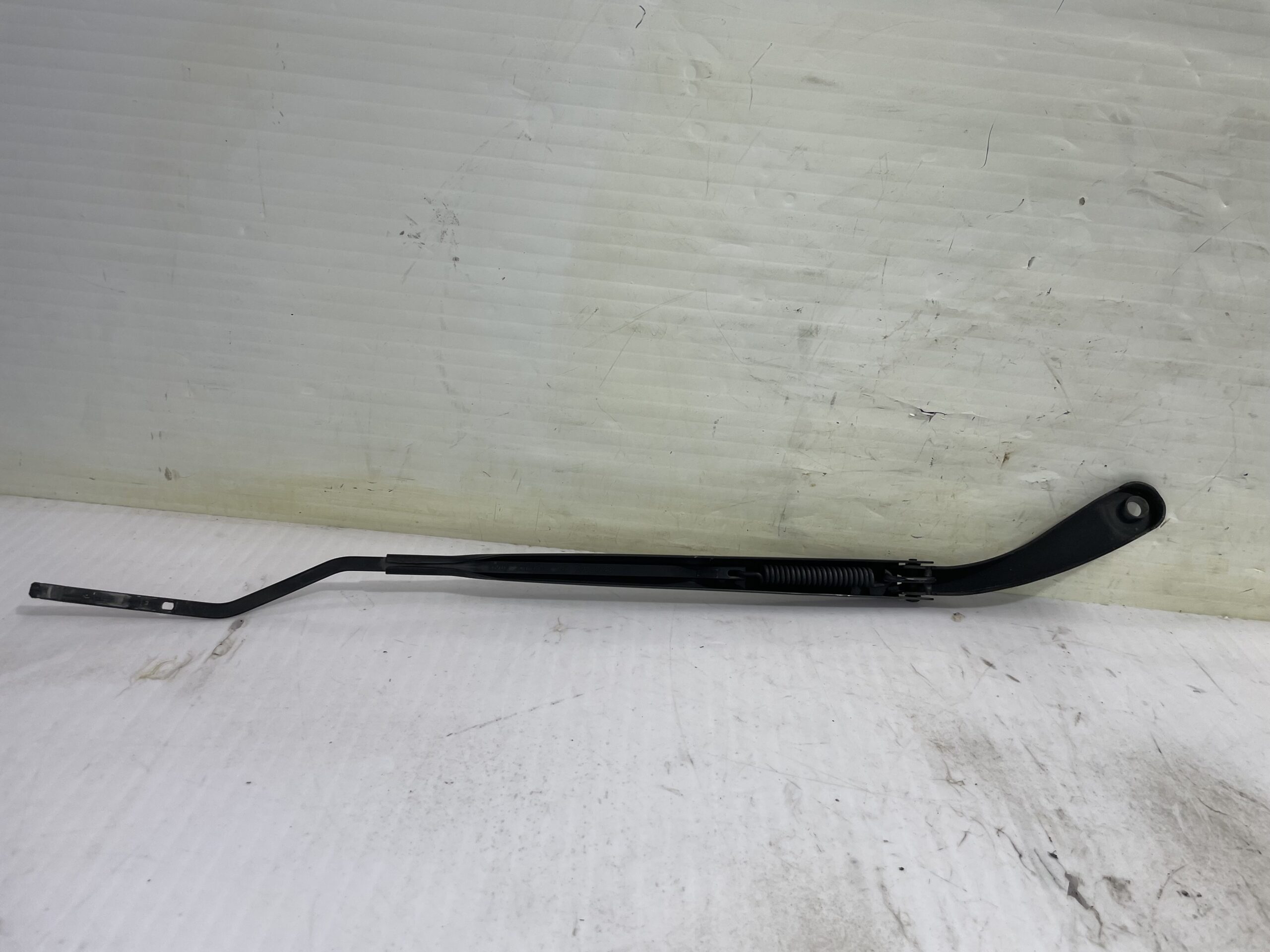 brazo_limpia_delantero_izquierdo_7701062073_renault_scenic_ii_au_entique