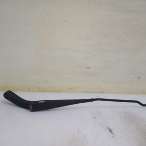 brazo_limpia_delantero_derecho_1s7117526cc_ford_mondeo_berlina_ge_ghia_06_2003_d