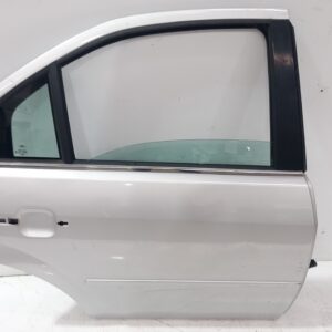 puerta_trasera_derecha_1446441_ford_mondeo_berlina_ge_ghia_06_2003_d