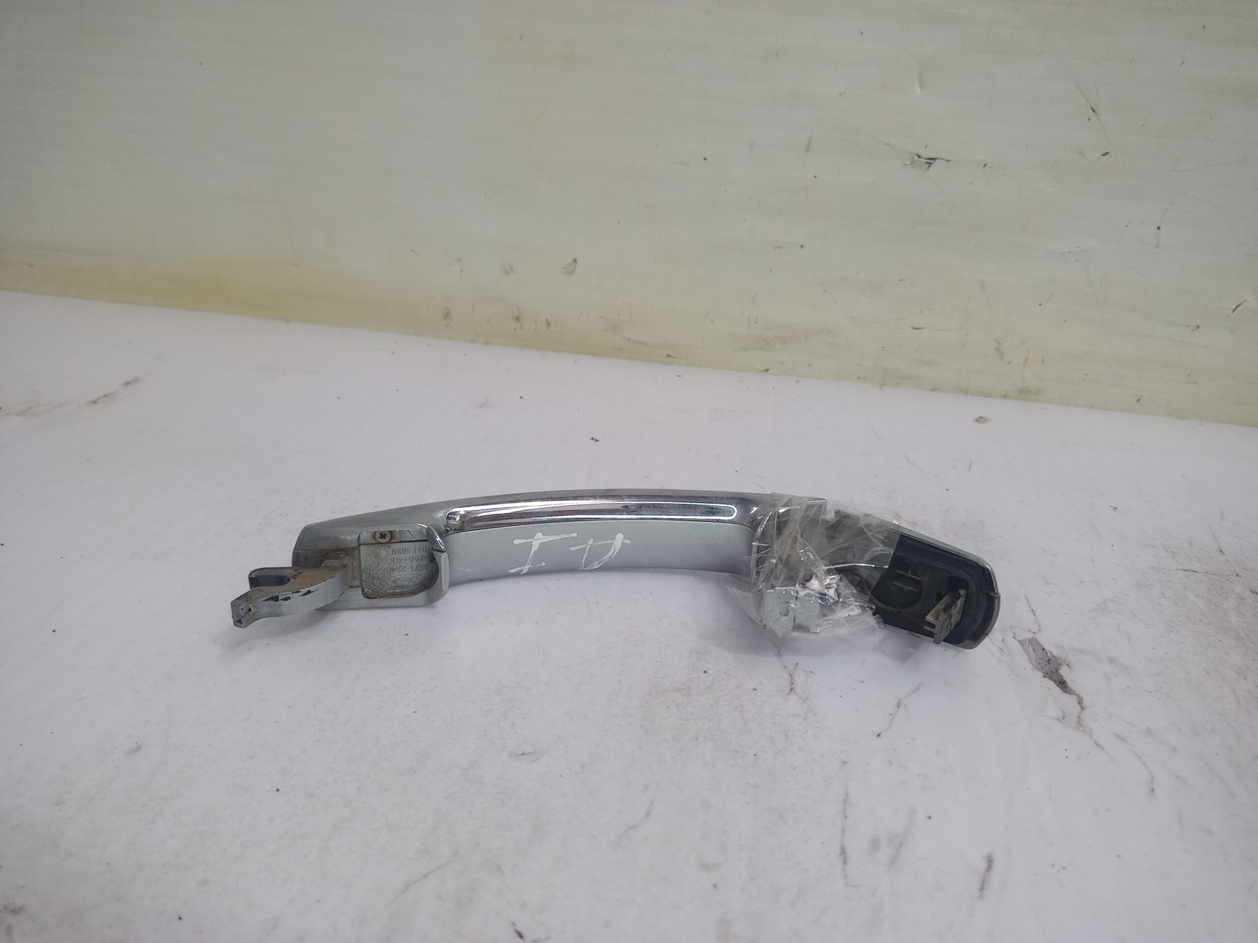 maneta_exterior_trasera_derecha_1451789_3s7122404a_ford_mondeo_berlina_ge_ghia_06_2003_d