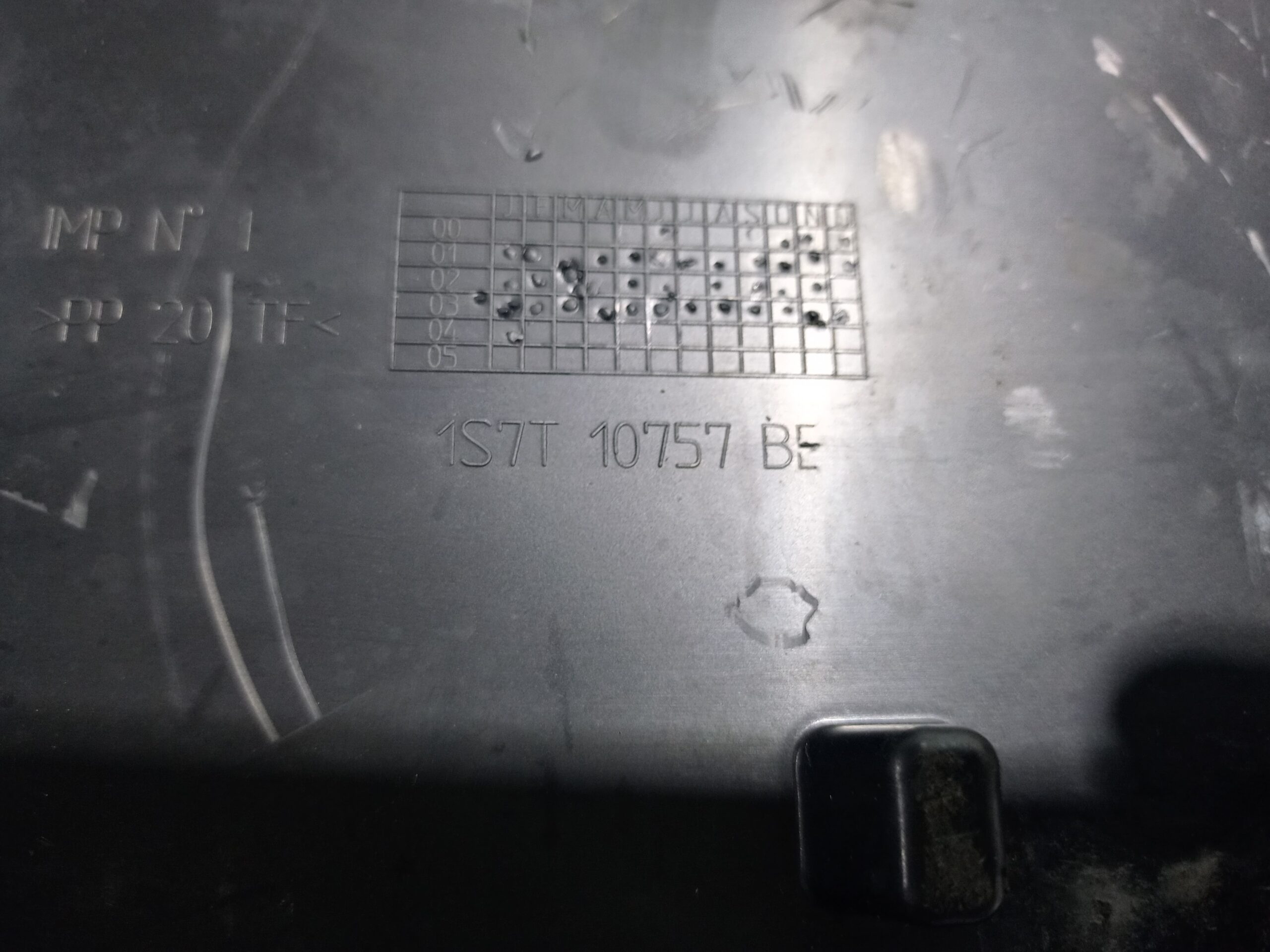 soporte_bateria_1s7t10757be_ford_mondeo_berlina_ge_ghia_06_2003_d