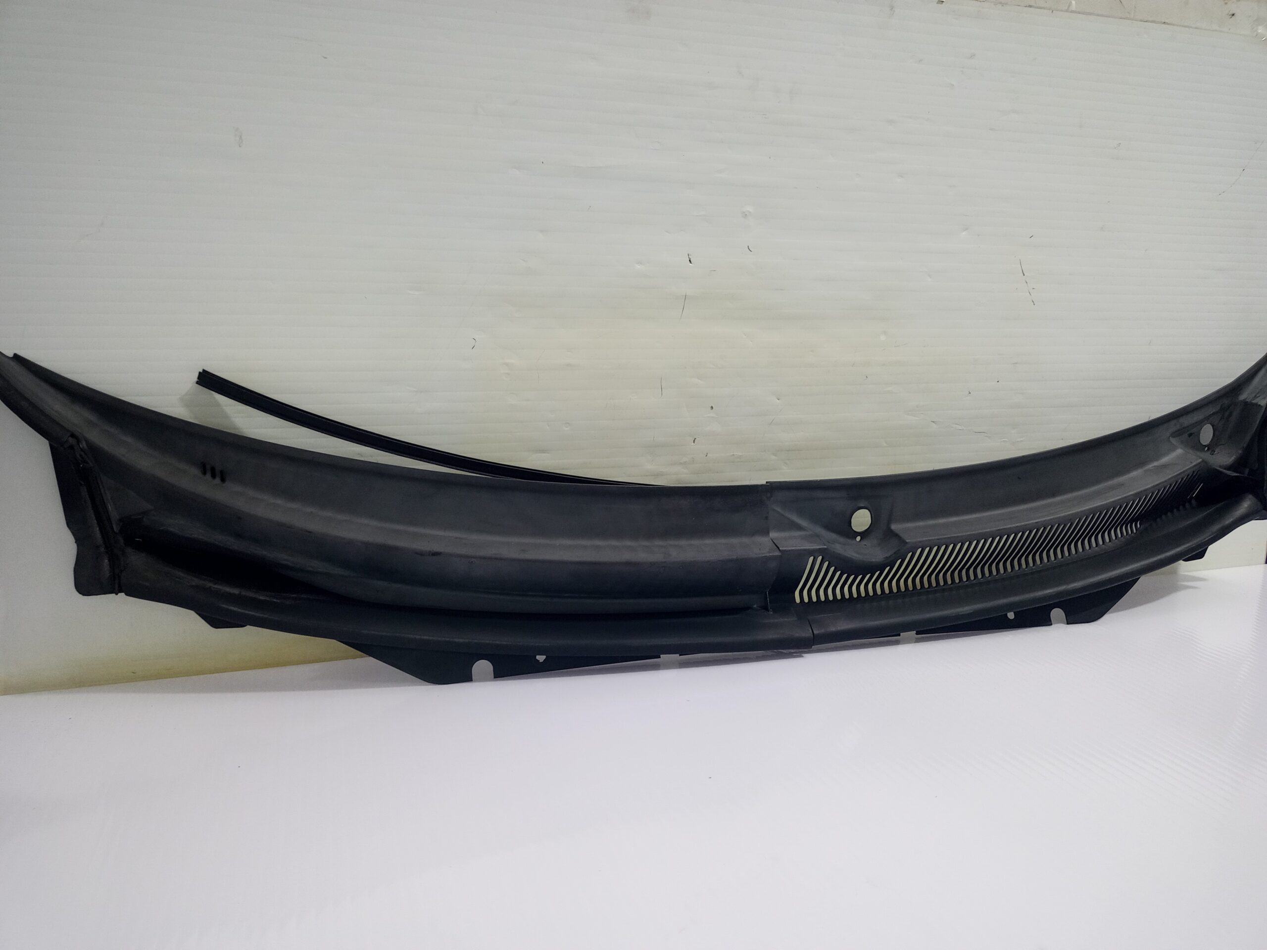 torpedo_1s71f02216ak_ford_mondeo_berlina_ge_ghia_06_2003_d