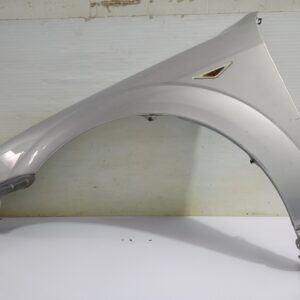 aleta_delantera_izquierda_1204739_ford_mondeo_berlina_ge_ghia_06_2003_d