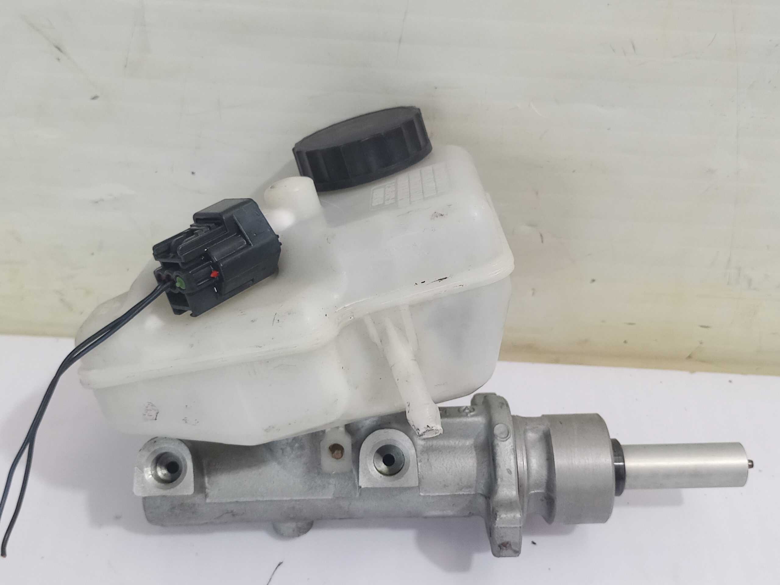 bomba_freno_22407779_ford_mondeo_berlina_ge_ghia_06_2003_d