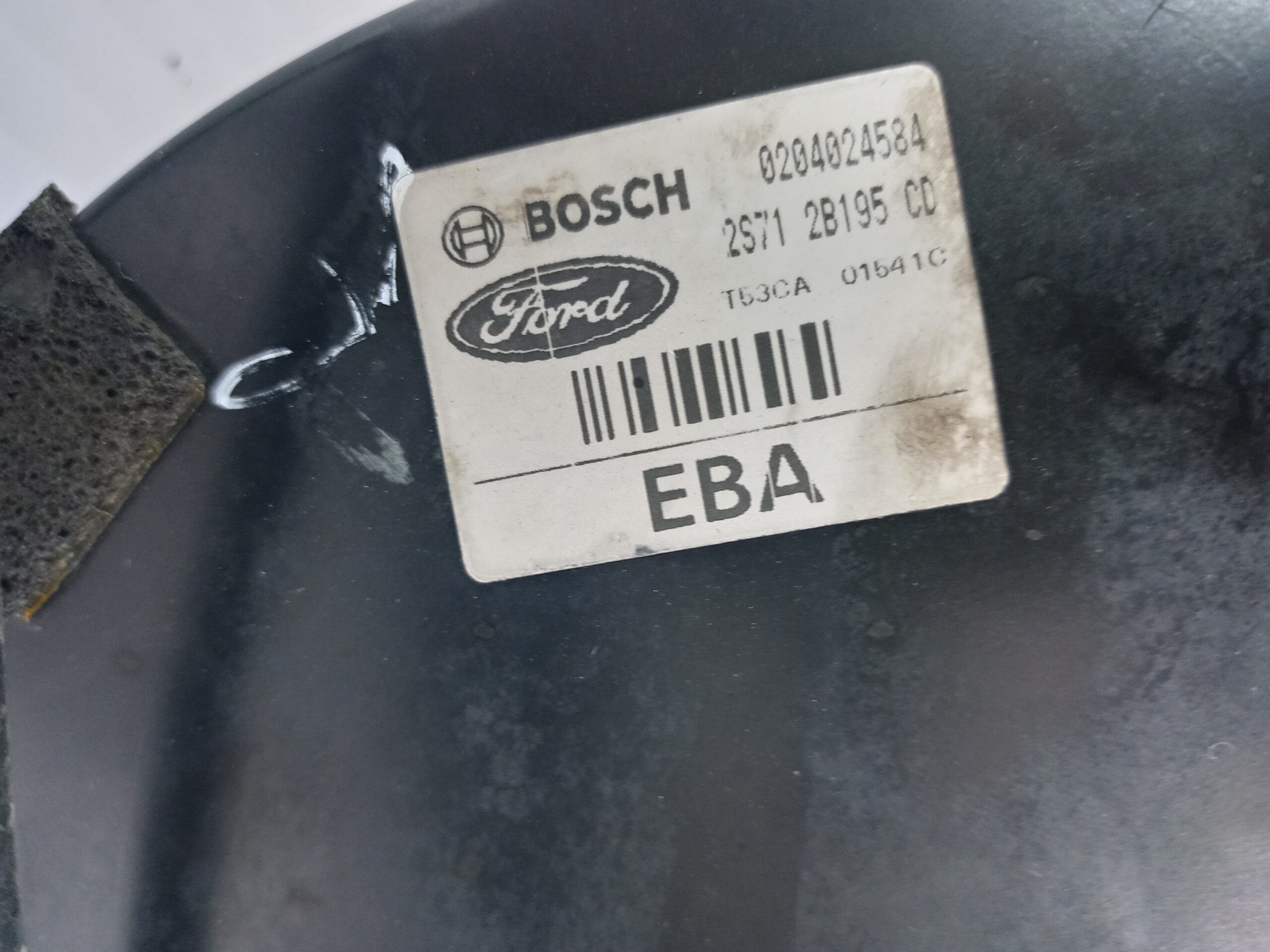 servofreno_2s712b195cd_ford_mondeo_berlina_ge_ghia_06_2003_d