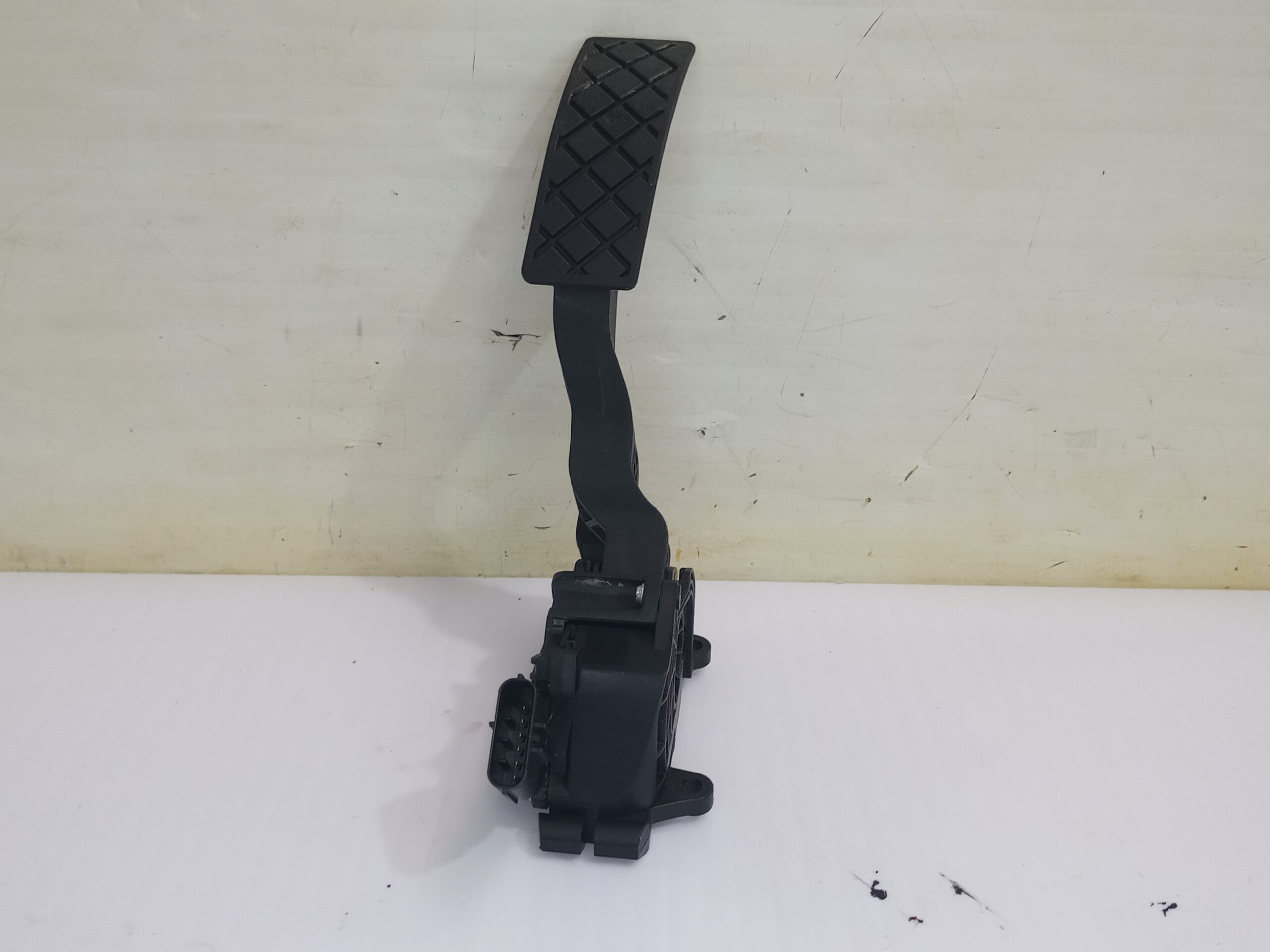 pedal_acelerador_6c1721503b_volkswagen_polo_6c1_advance_bluemotion