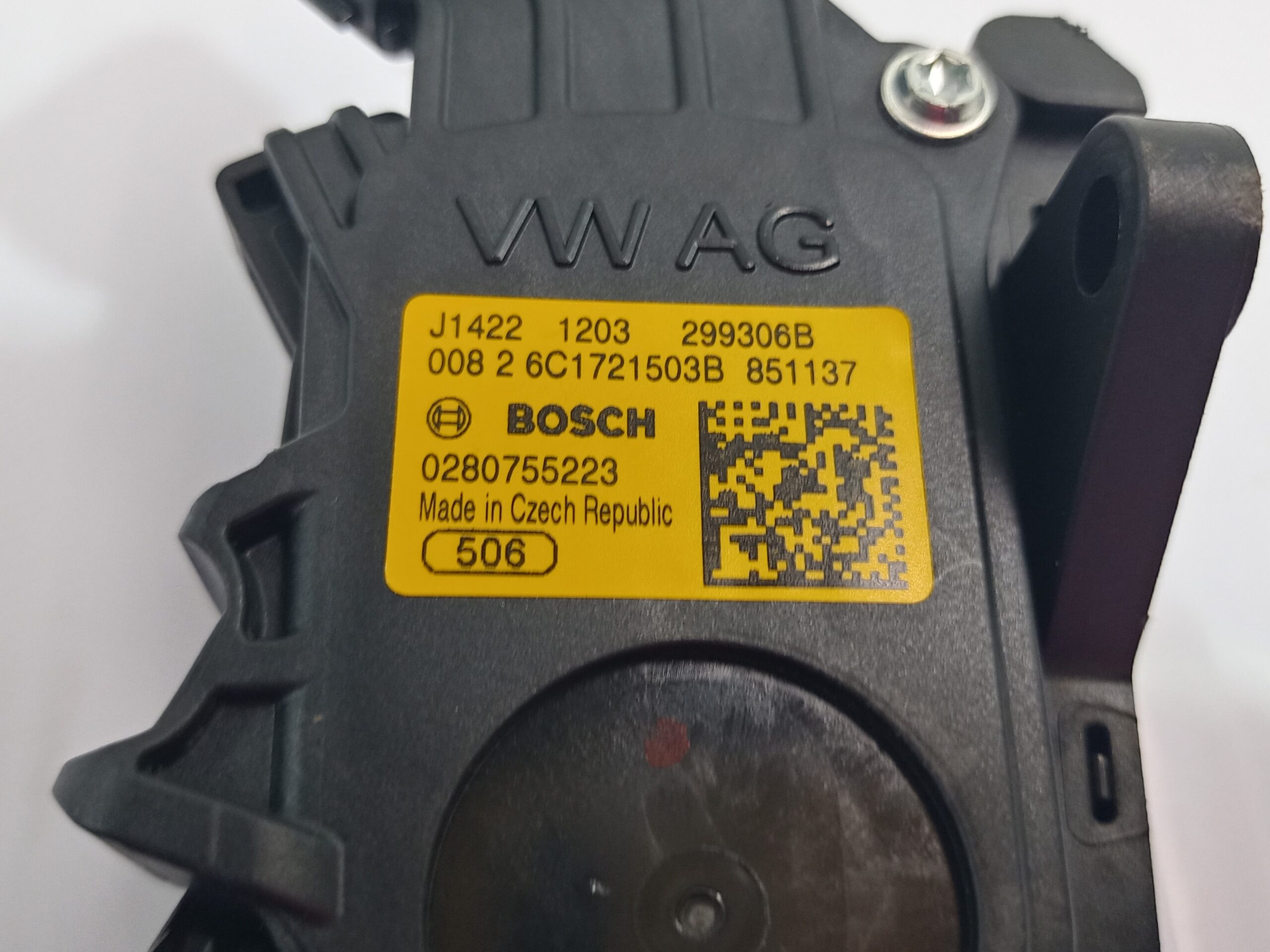 pedal_acelerador_6c1721503b_volkswagen_polo_6c1_advance_bluemotion