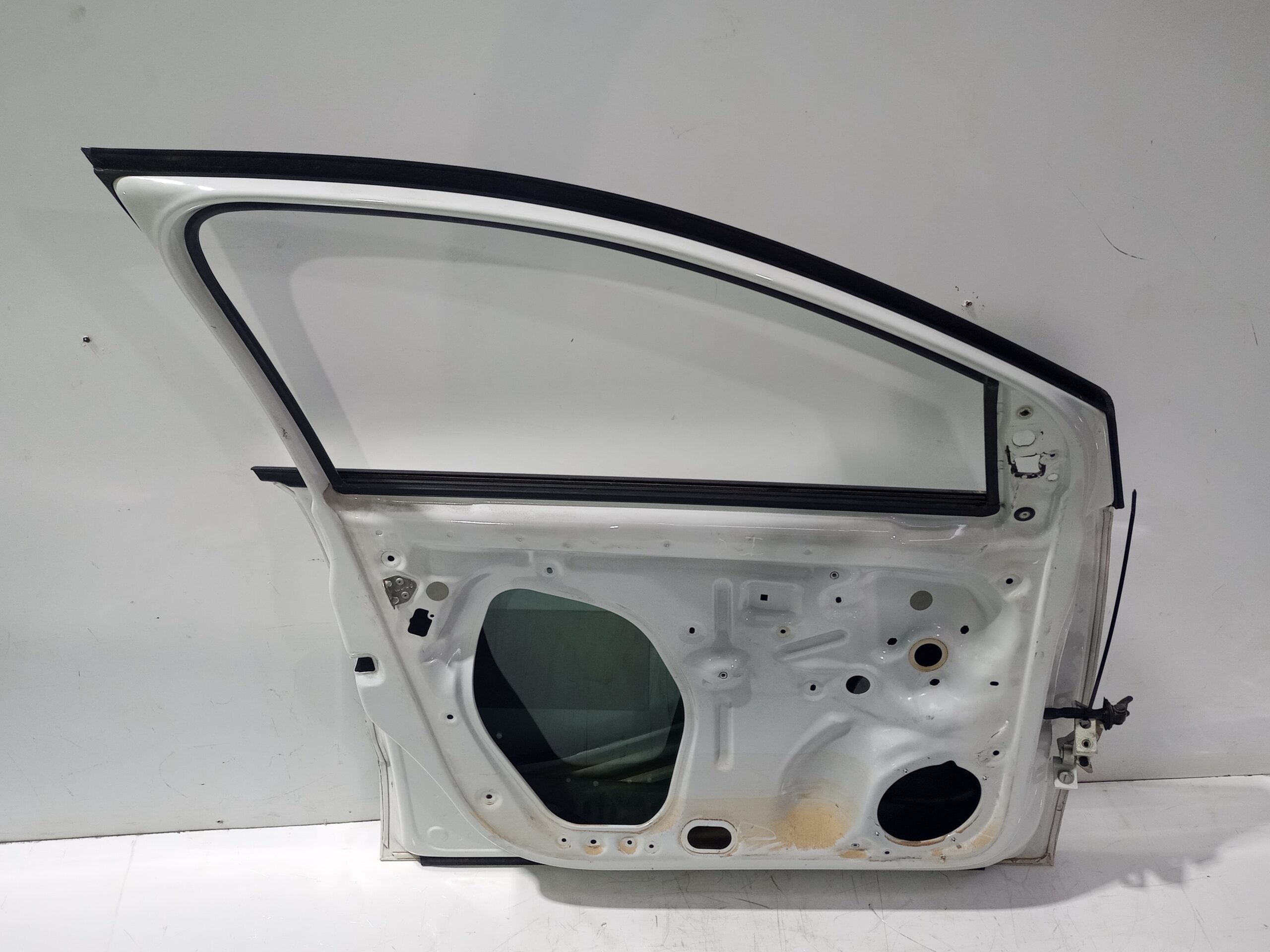 puerta_delantera_izquierda_6r3831055j_volkswagen_polo_6c1_advance_bluemotion