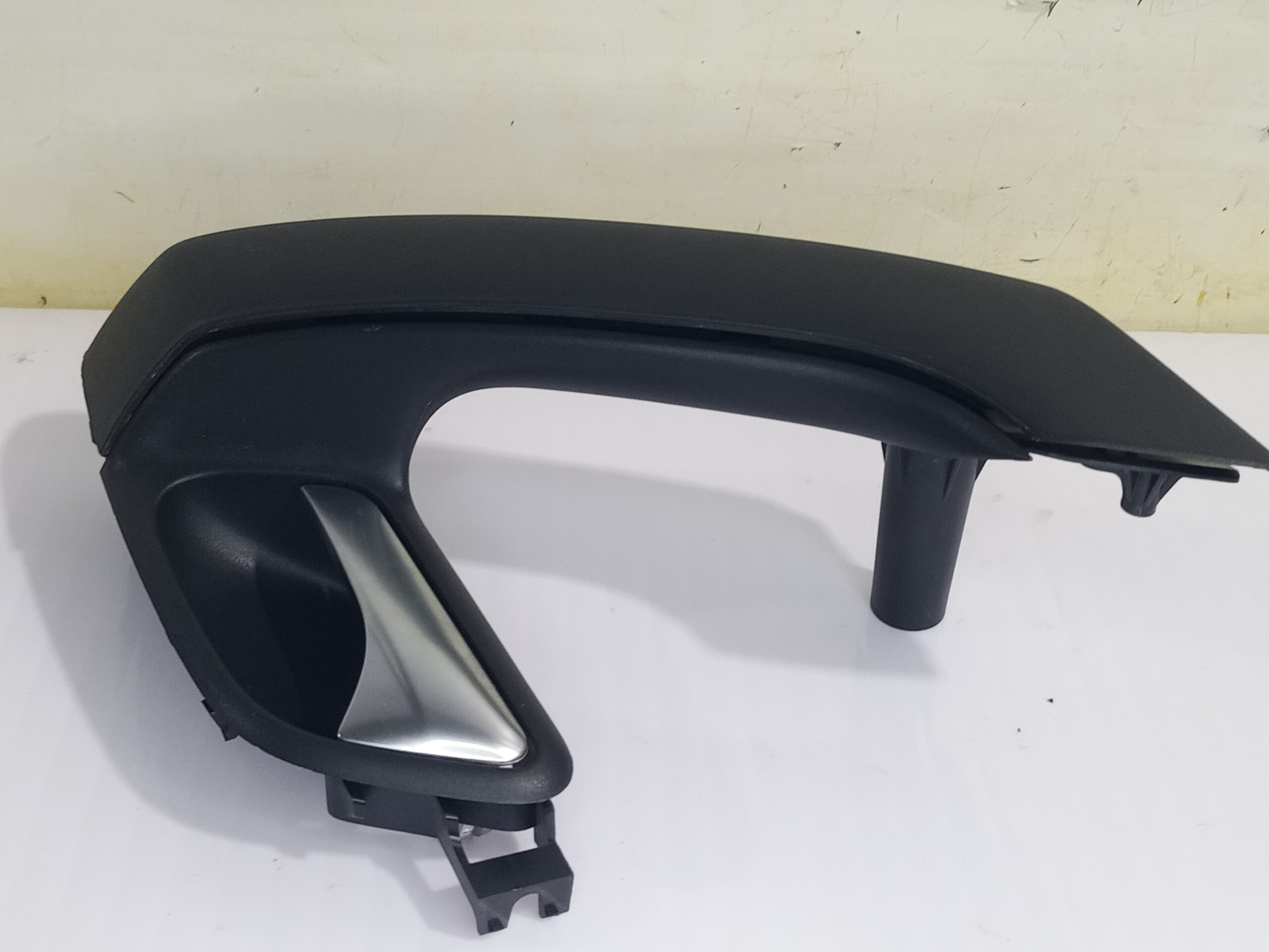 maneta_interior_trasera_izquierda_6r0867171_6r0867179_volkswagen_polo_6c1_advance_bluemotion