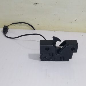 cerradura_capo_6c1823509_volkswagen_polo_6c1_advance_bluemotion