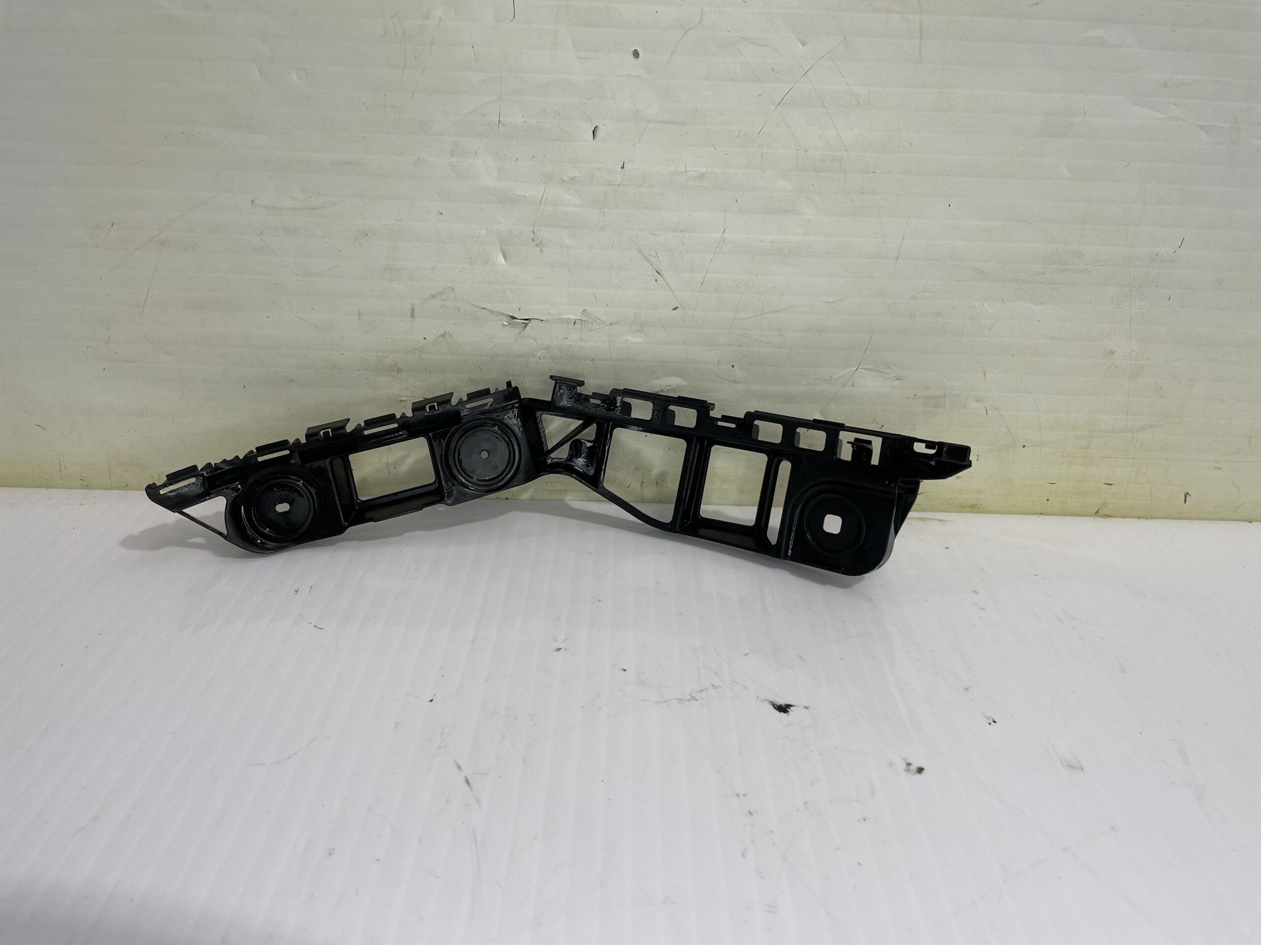 soporte_paragolpes_trasero_6c6807394b_volkswagen_polo_6c1_advance_bluemotion