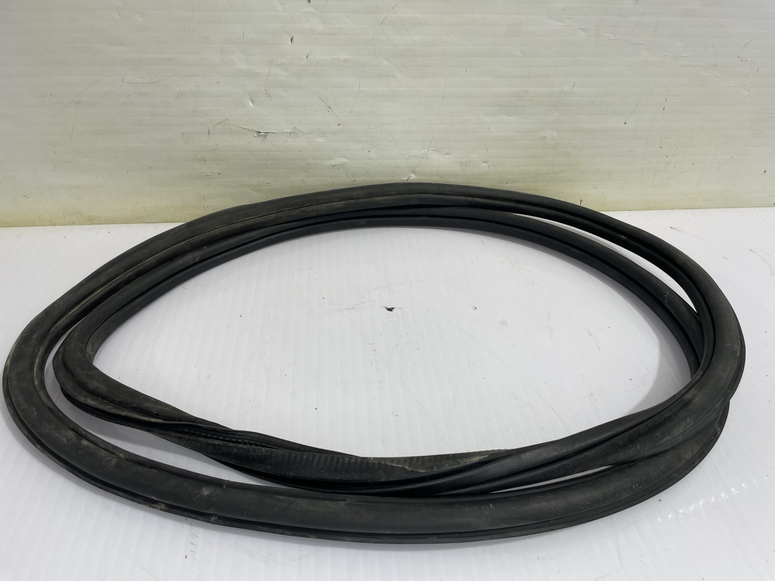 goma_contorno_6r6867912c5ap_volkswagen_polo_6c1_advance_bluemotion