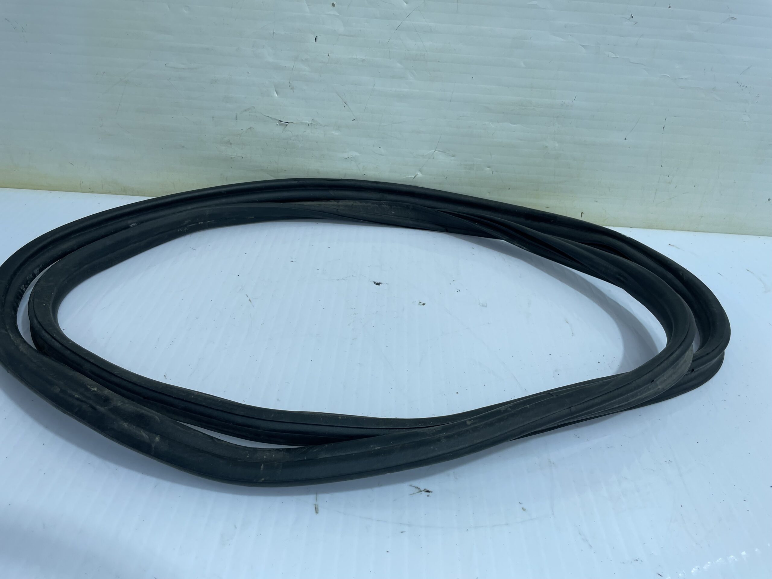 goma_contorno_6r3867911f5ap_volkswagen_polo_6c1_advance_bluemotion