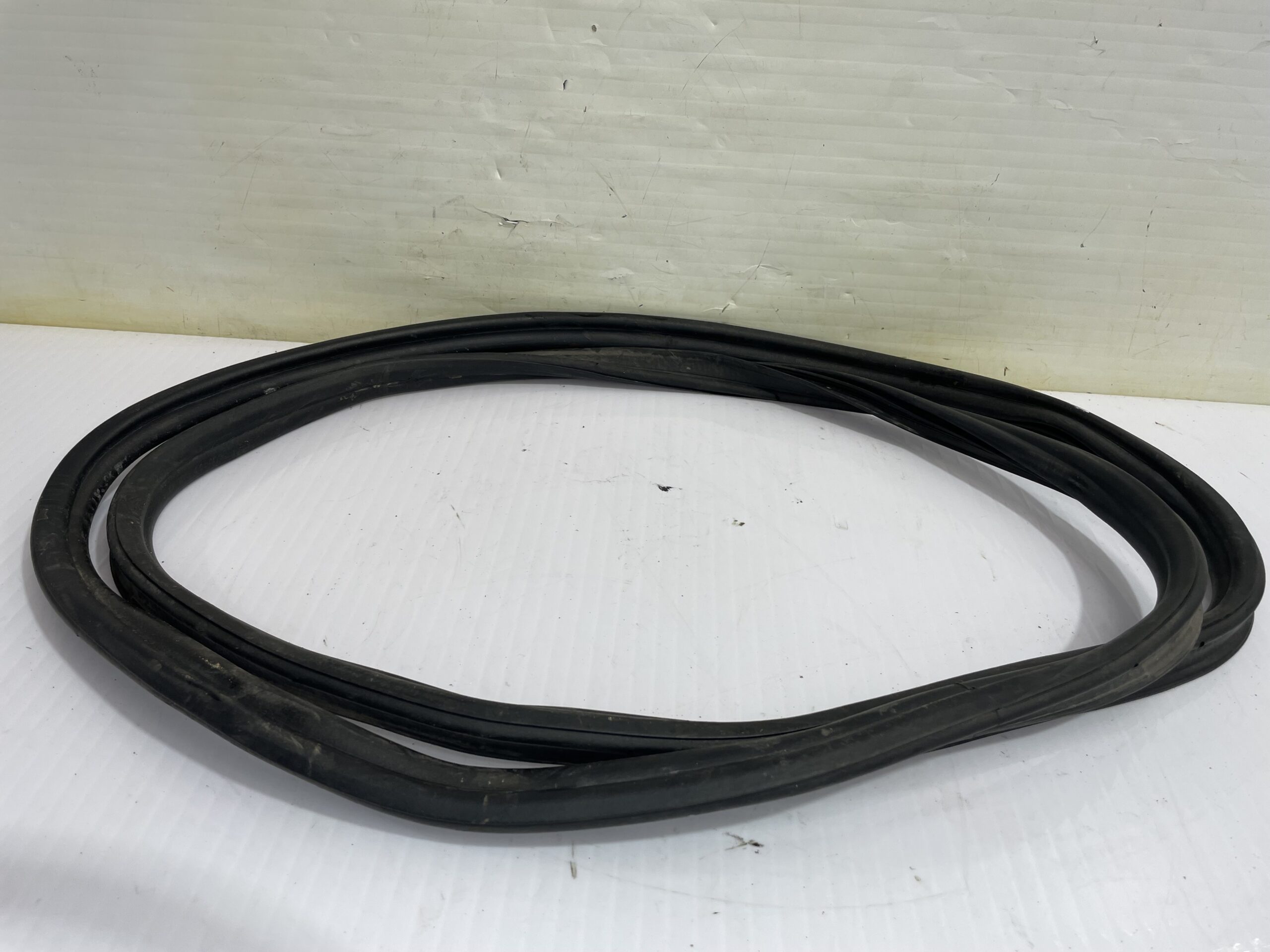 goma_contorno_6r3867911f5ap_volkswagen_polo_6c1_advance_bluemotion