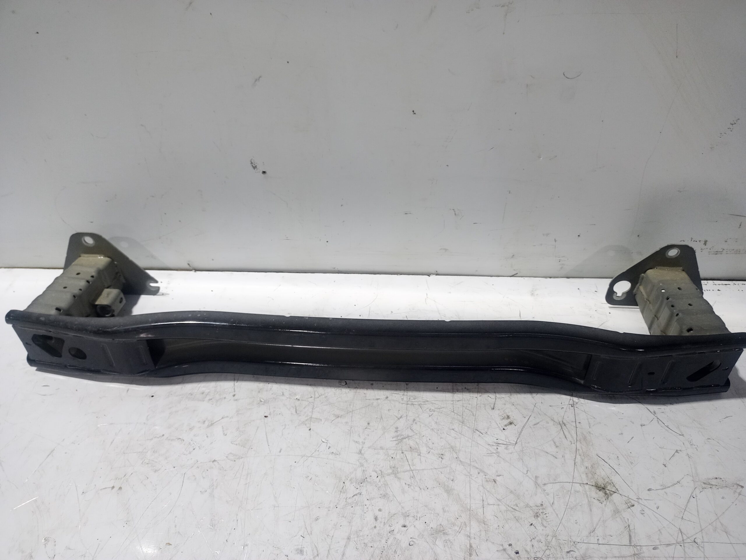 refuerzo_paragolpes_trasero_169606001_jeep_avenger_altitude