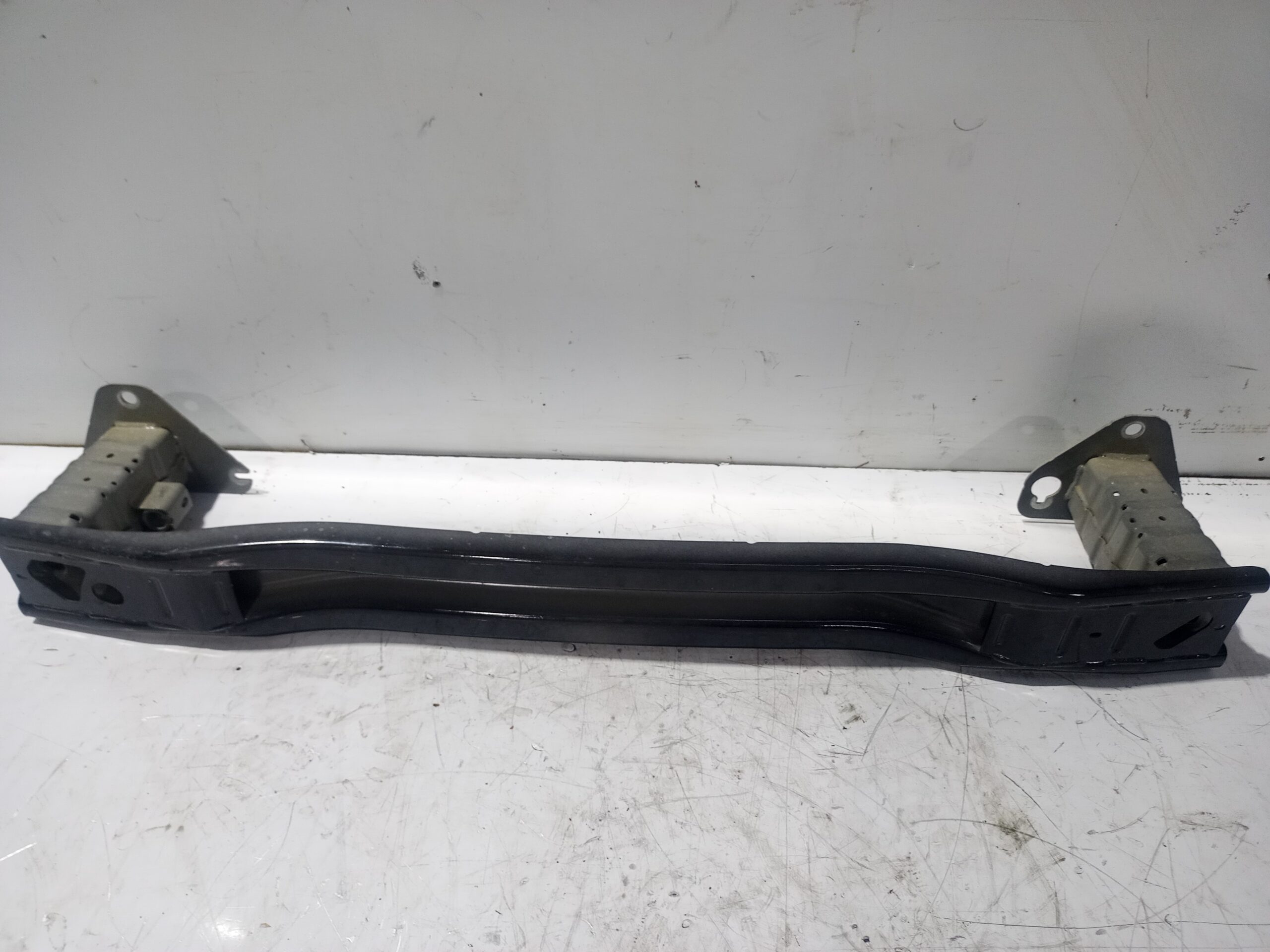 refuerzo_paragolpes_trasero_169606001_jeep_avenger_altitude