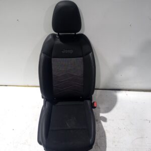 asiento_delantero_derecho_0006000633568_jeep_avenger_altitude