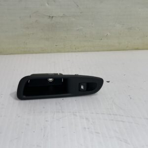 mando_elevalunas_trasero_izquierdo_98044803zd_jeep_avenger_altitude