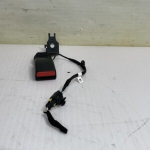 enganche_cinturon_trasero_izquierdo_735769582_jeep_avenger_altitude