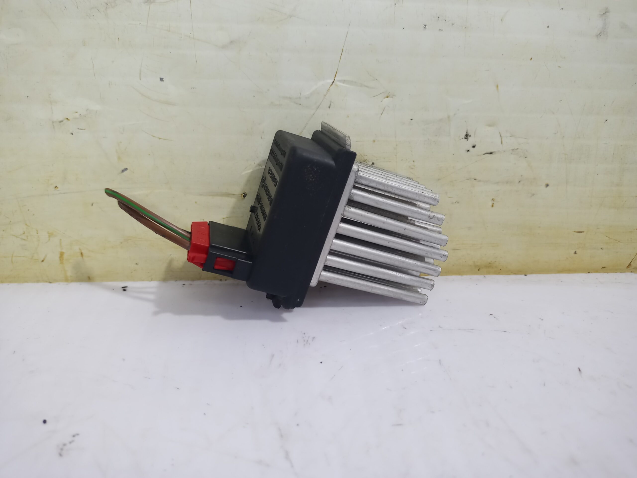 resistencia_calefaccion_4b0820521_audi_a6_avant_4b5_2_5_tdi_quattro