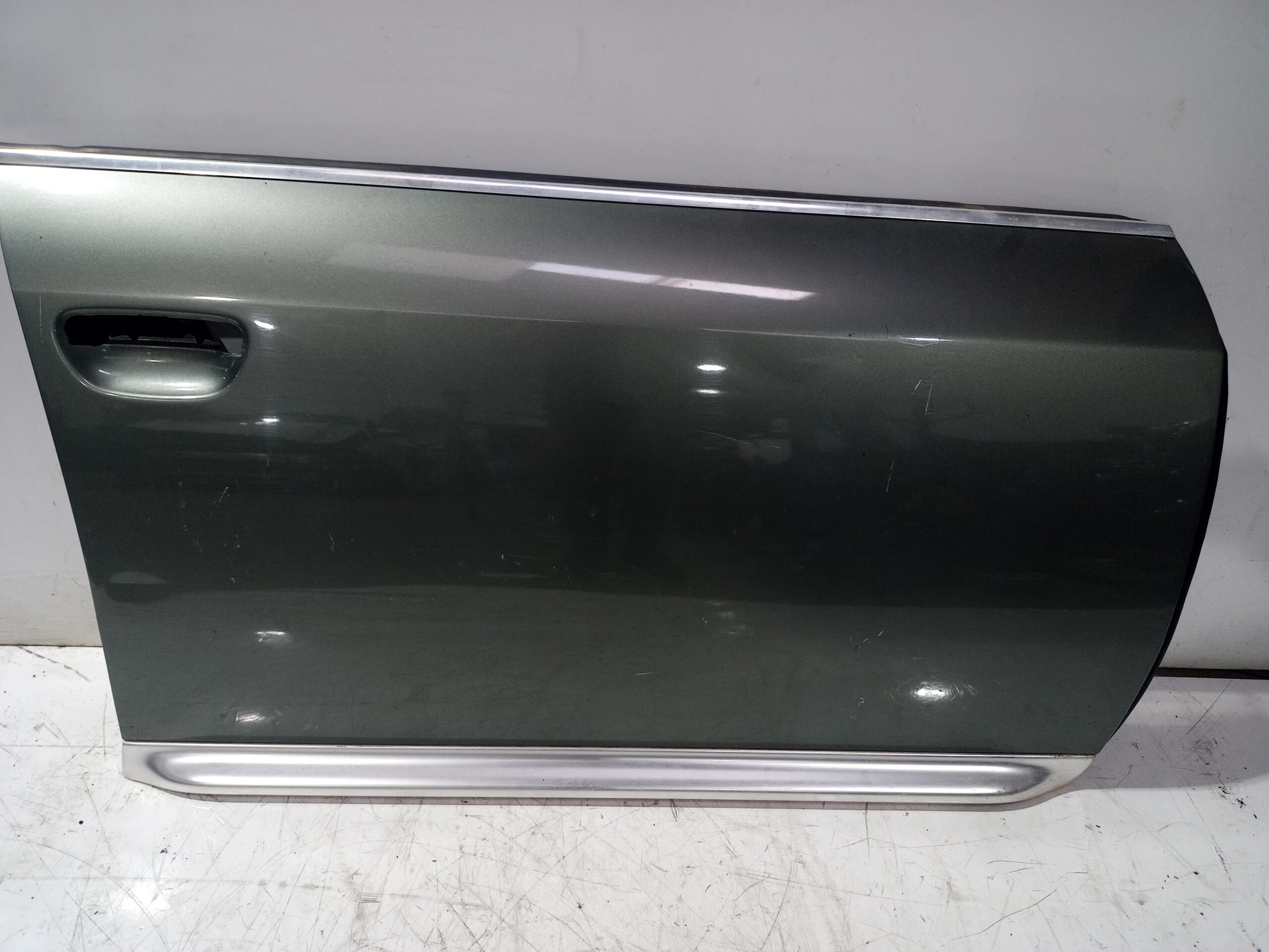 puerta_delantera_derecha_4z7831052a_audi_a6_avant_4b5_2_5_tdi_quattro
