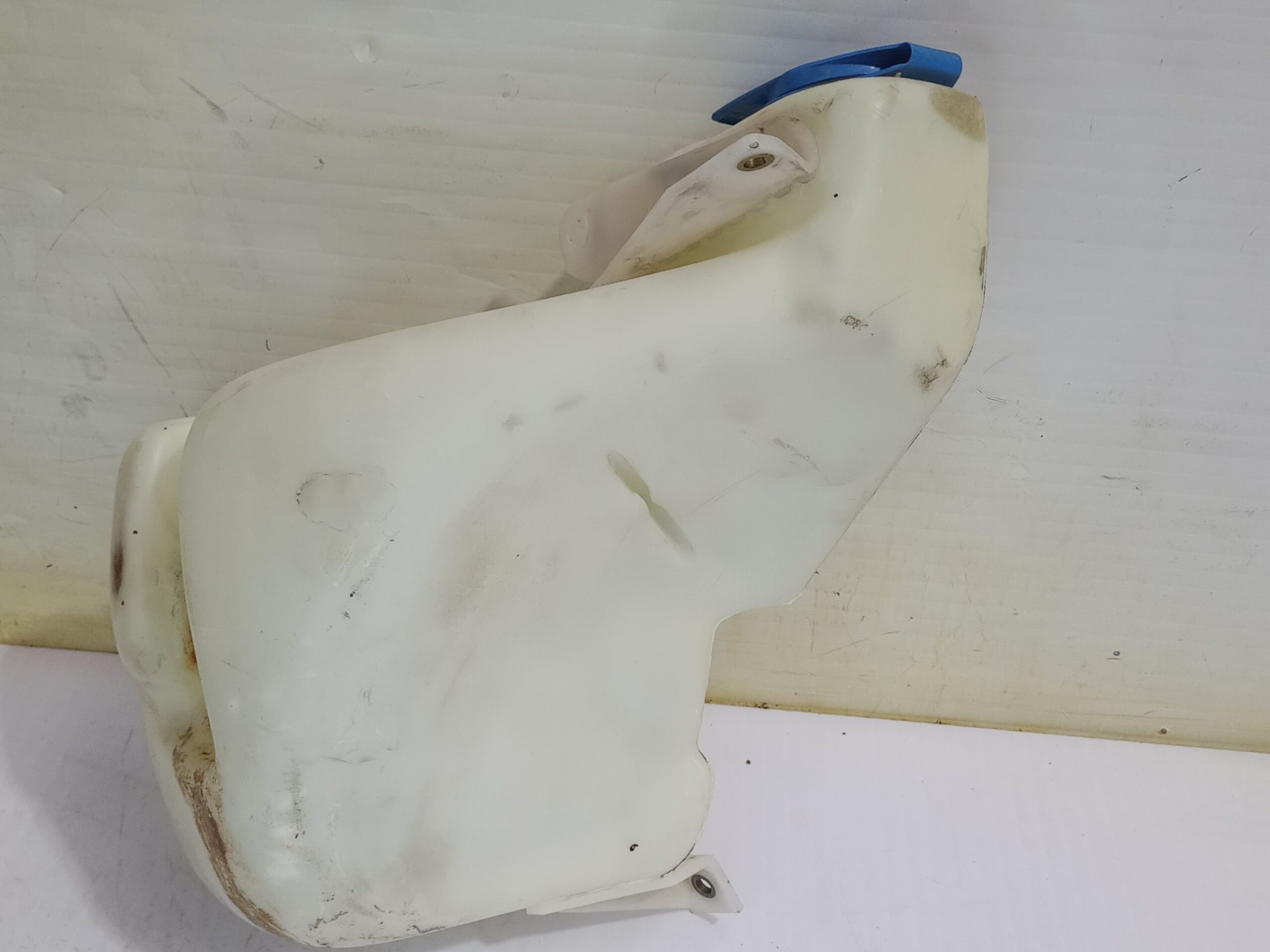 deposito_limpia_4b0955453b_audi_a6_avant_4b5_2_5_tdi_quattro