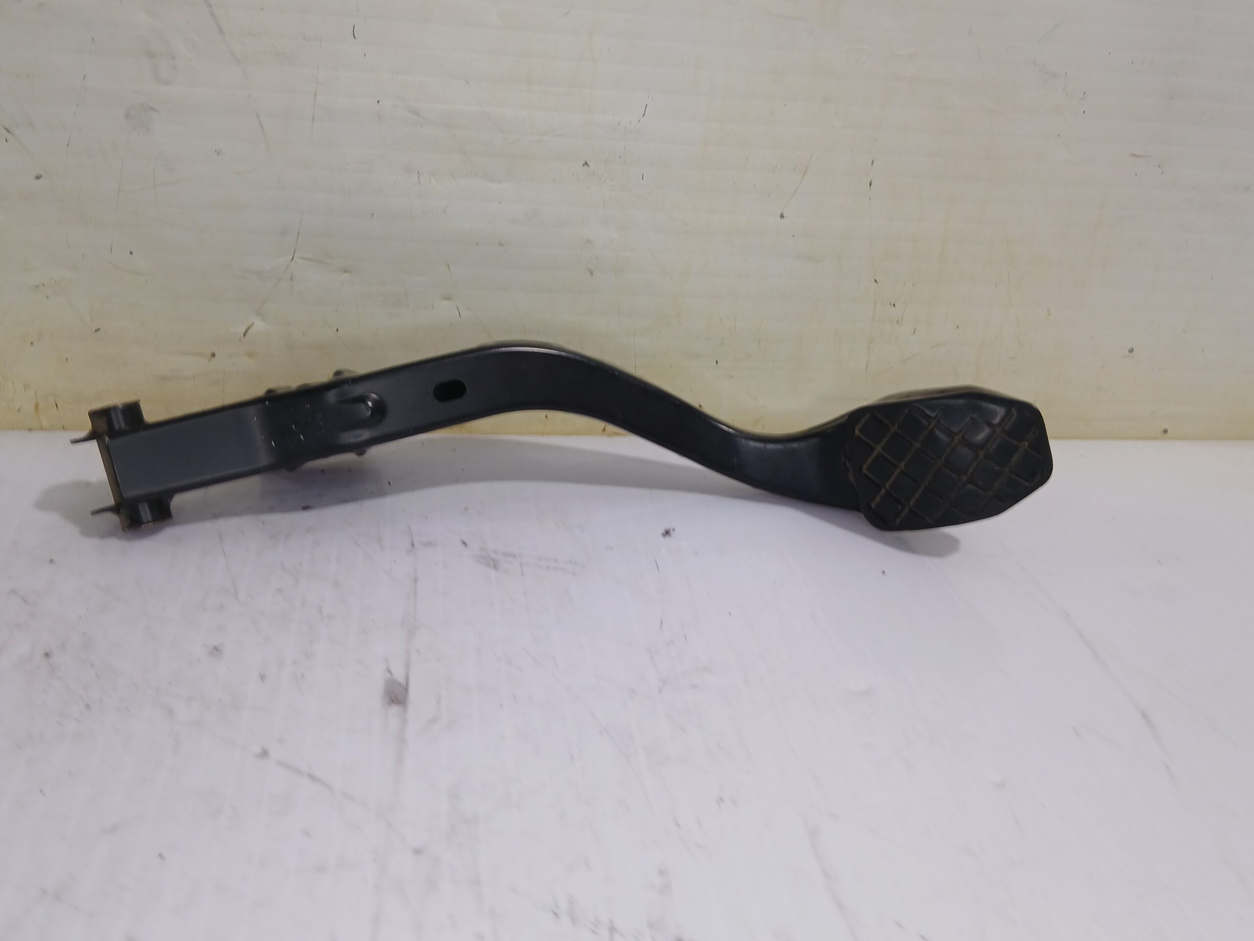 pedal_freno_8d1721140b_audi_a6_avant_4b5_2_5_tdi_quattro