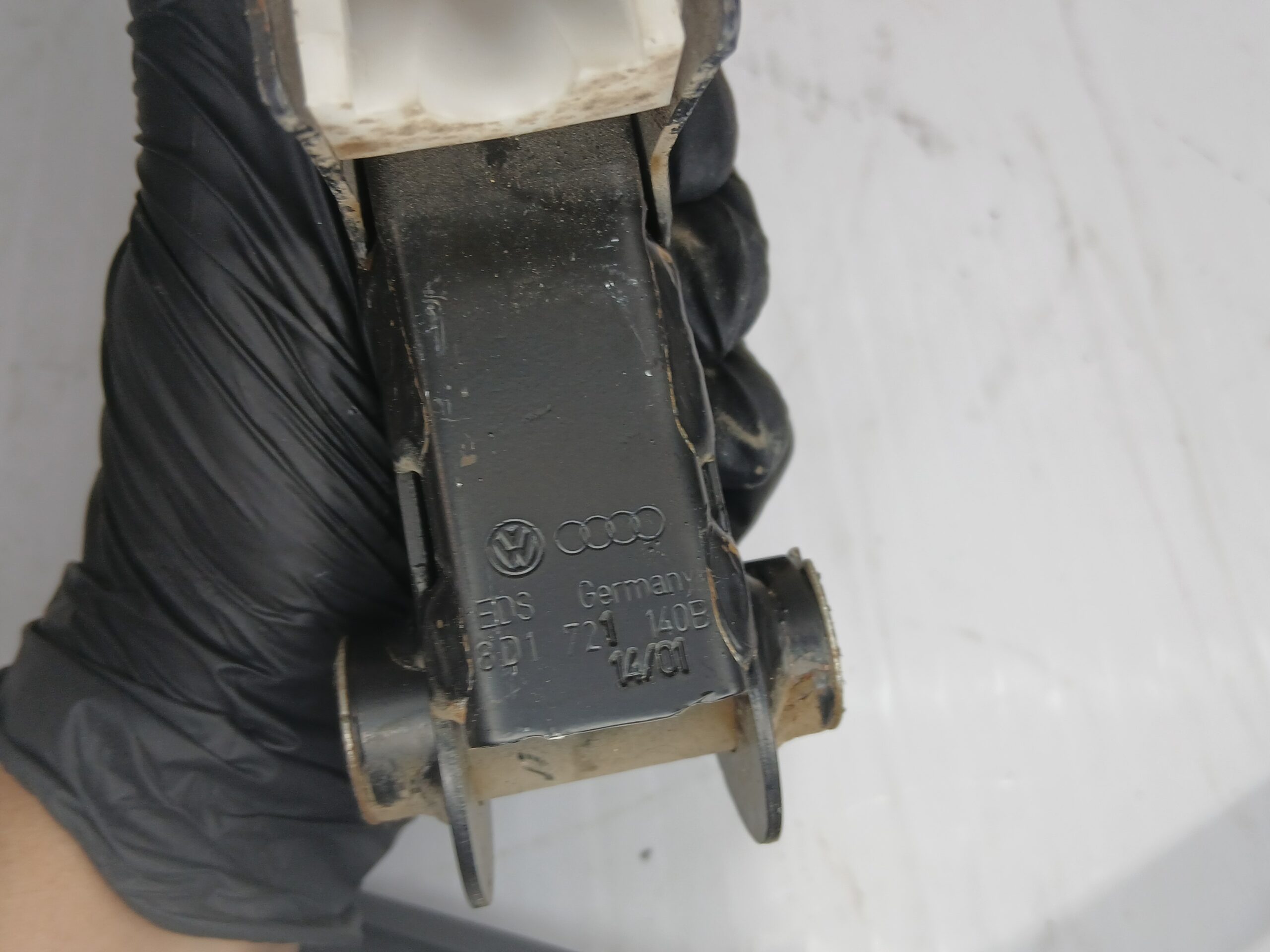 pedal_freno_8d1721140b_audi_a6_avant_4b5_2_5_tdi_quattro