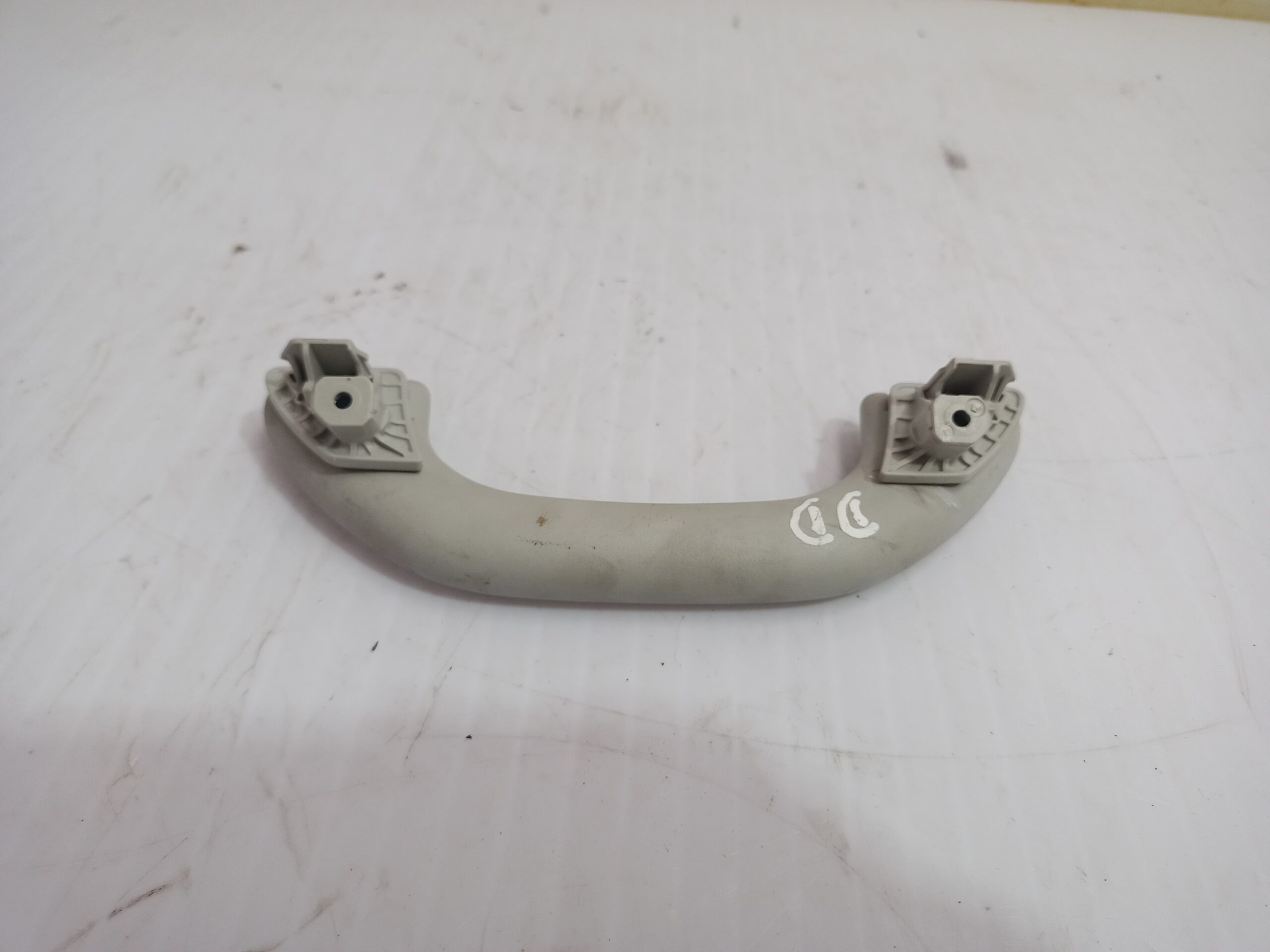 asidero_techo_delantero_derecho_1k0857607k95t_volkswagen_passat_berlina_3c2_individual