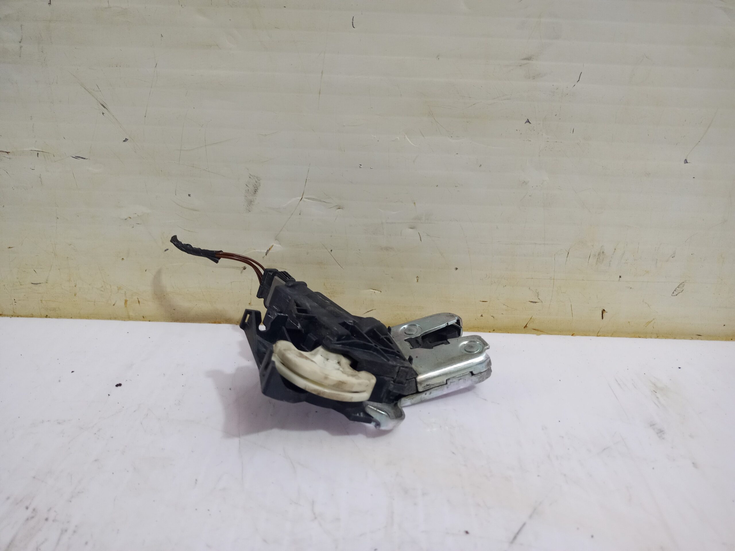 cerradura_maletero_porton_4f5827505d_volkswagen_passat_berlina_3c2_individual