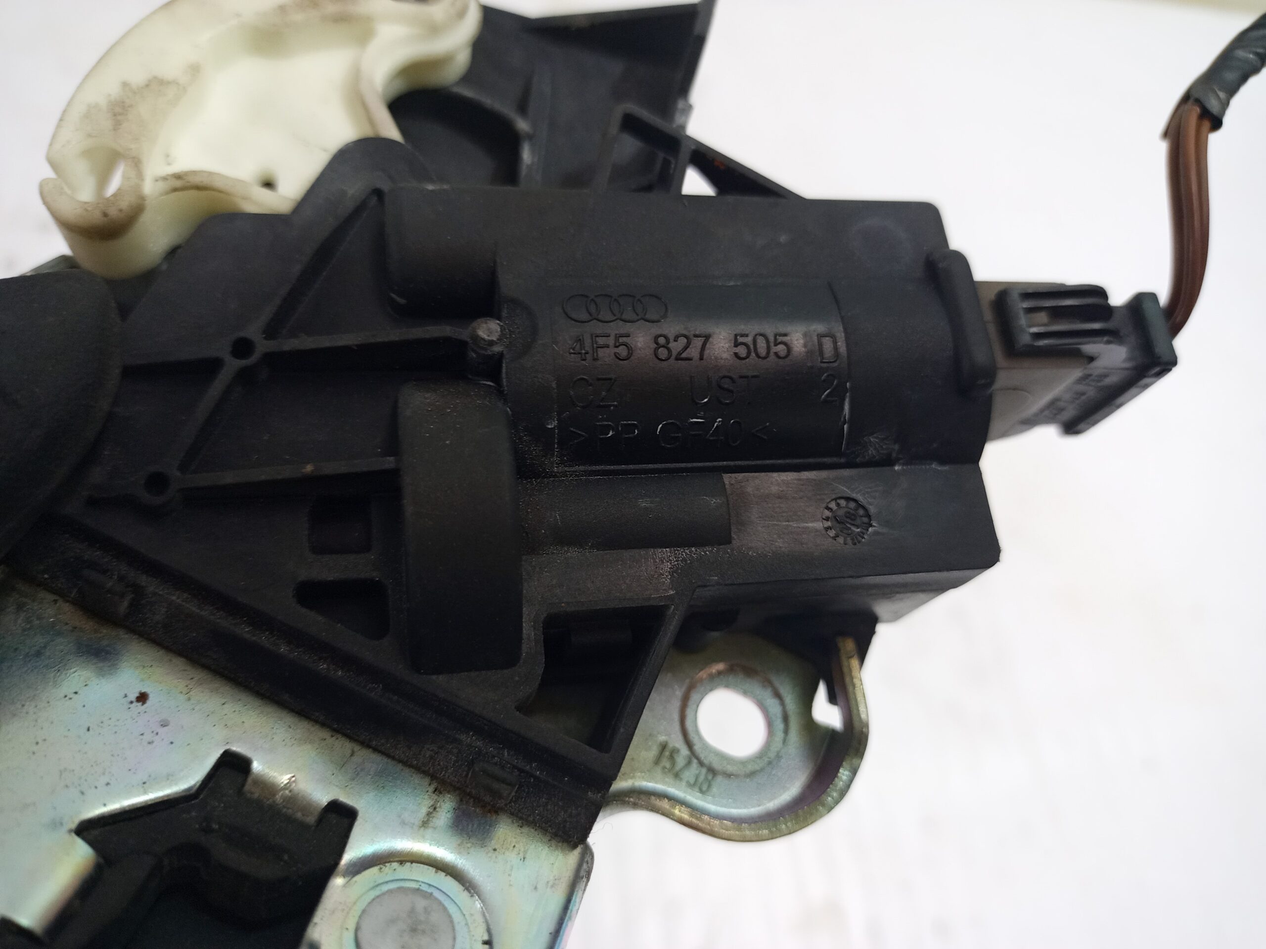 cerradura_maletero_porton_4f5827505d_volkswagen_passat_berlina_3c2_individual