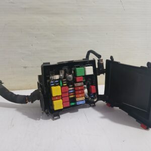 caja_reles_fusibles_92926_opel_grandland_x_design_line