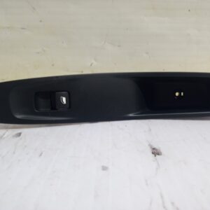 mando_elevalunas_trasero_derecho_60936j01_opel_grandland_x_design_line