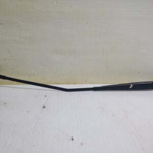 brazo_limpia_delantero_derecho_yp00062080_opel_grandland_x_design_line