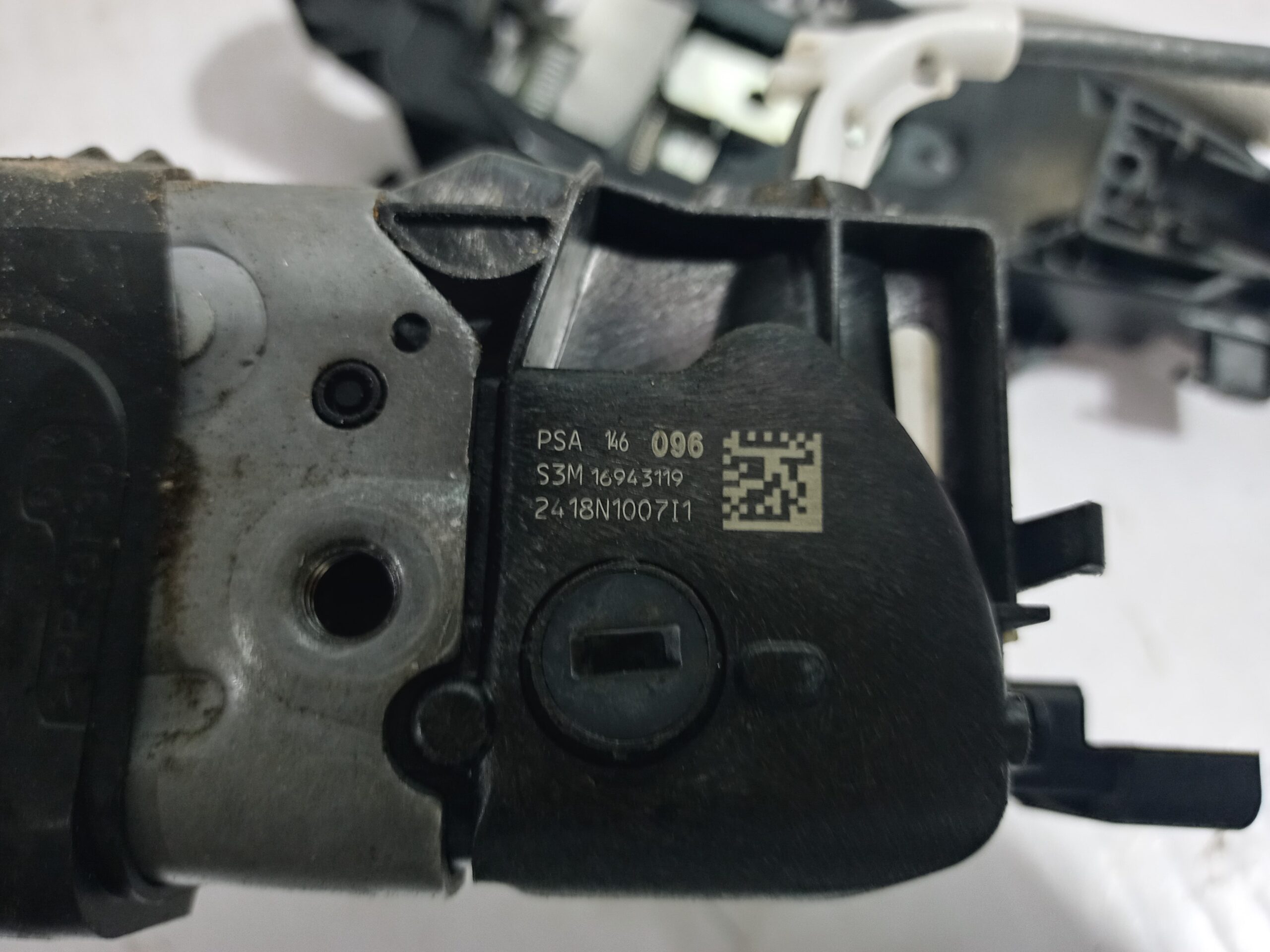 cerradura_puerta_delantera_derecha_16943119_opel_grandland_x_design_line