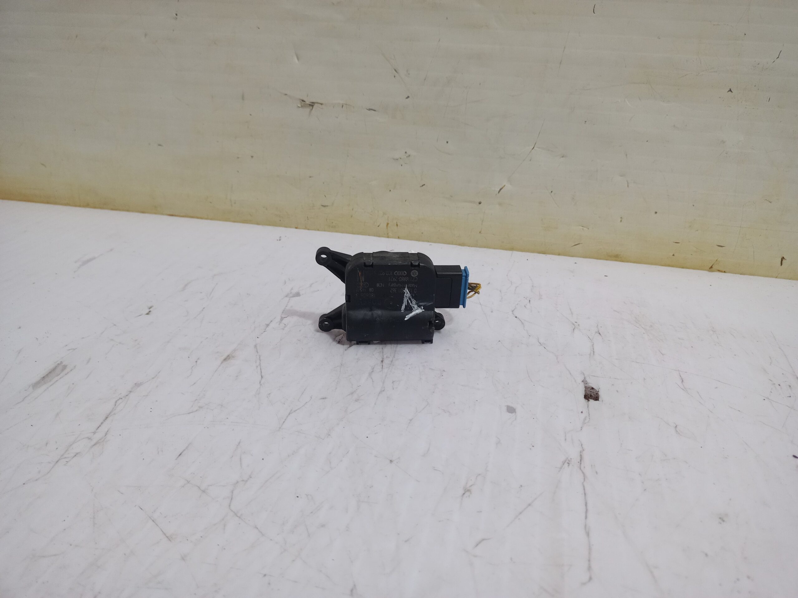 motor_apertura_trampilla_cz1168802921_volkswagen_eos_1f7_2_0