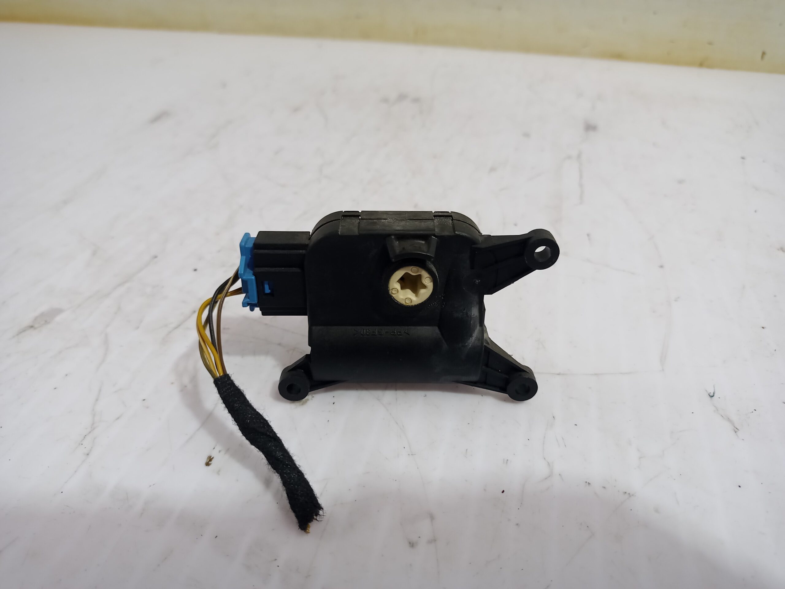 motor_apertura_trampilla_cz1168802921_volkswagen_eos_1f7_2_0