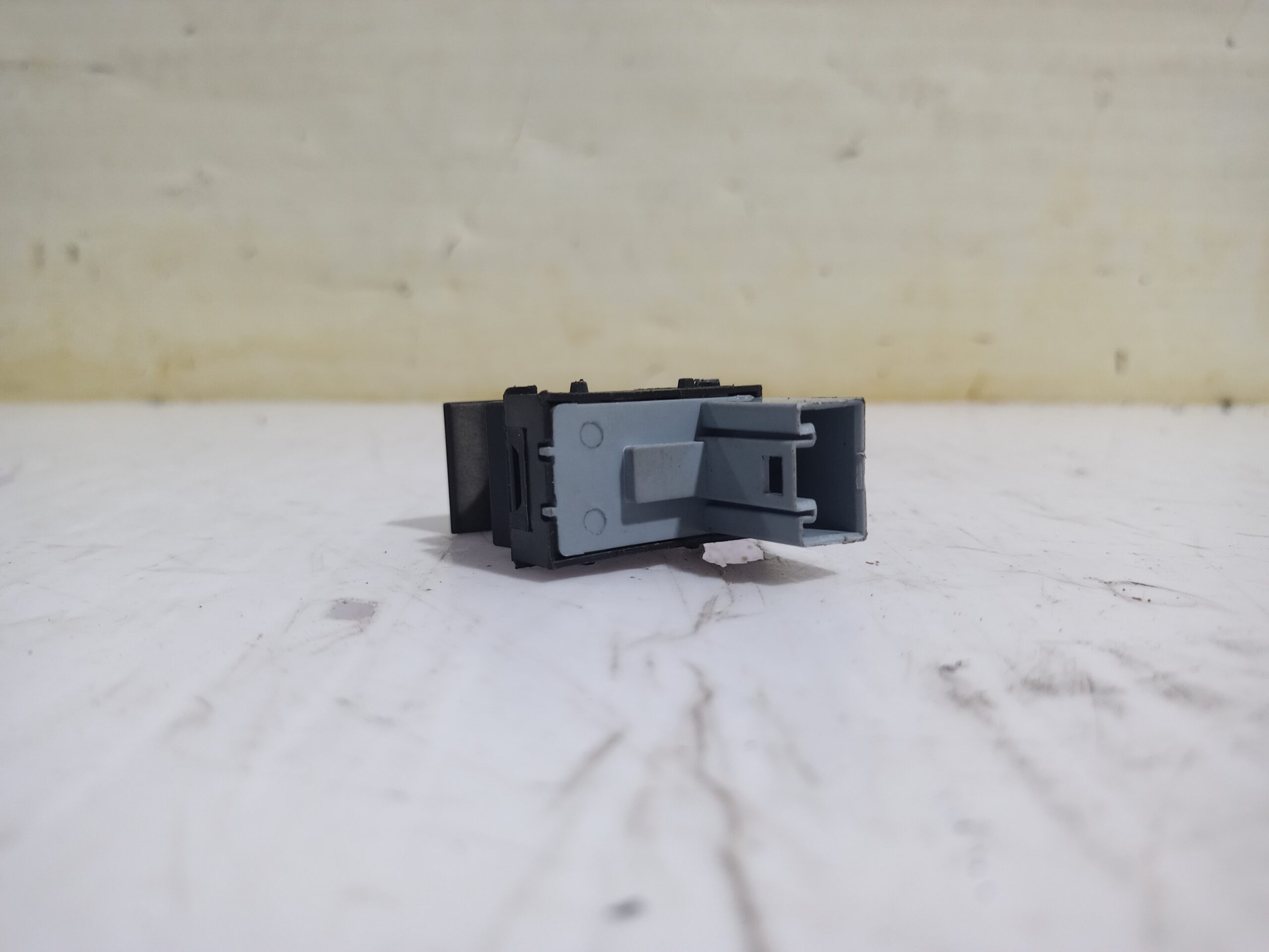 mando_elevalunas_delantero_derecho_18100010819_volkswagen_eos_1f7_2_0