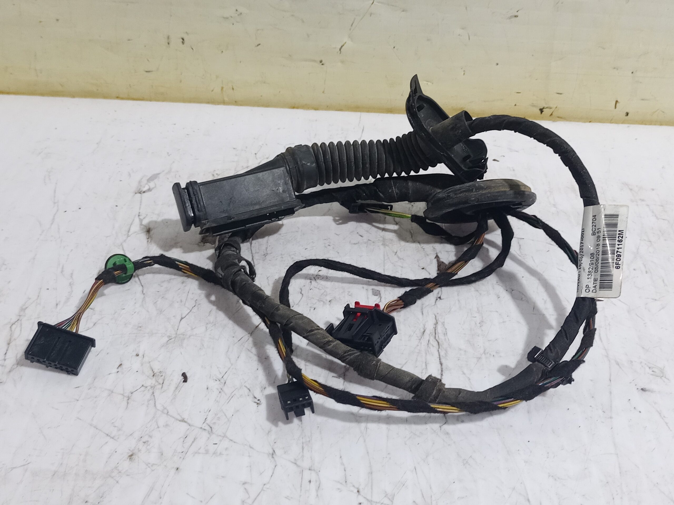 cableado_puerta_6f0971162_seat_ibiza_kj1_reference