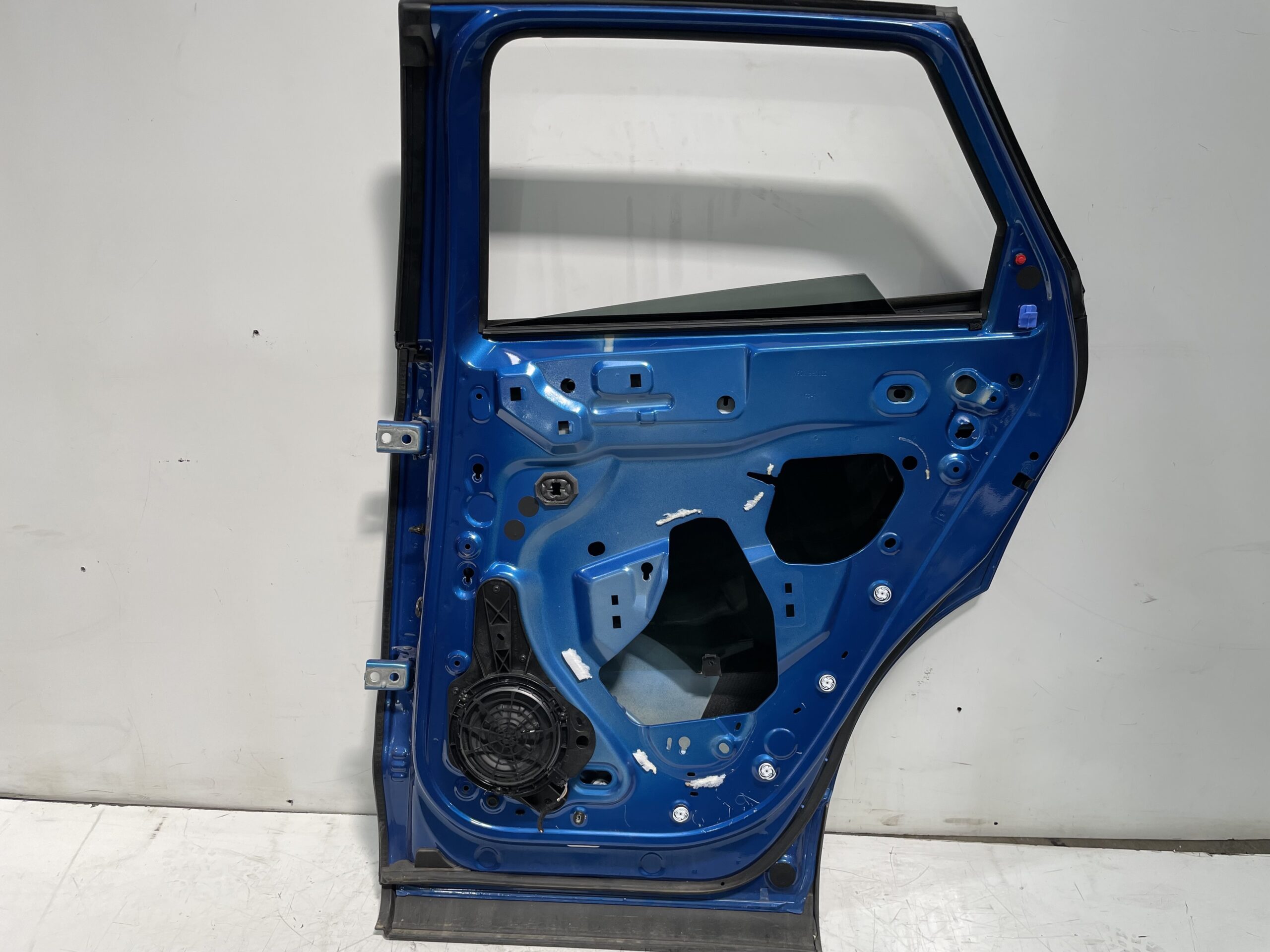 puerta_trasera_derecha_yp00119980_opel_grandland_x_opel_2020