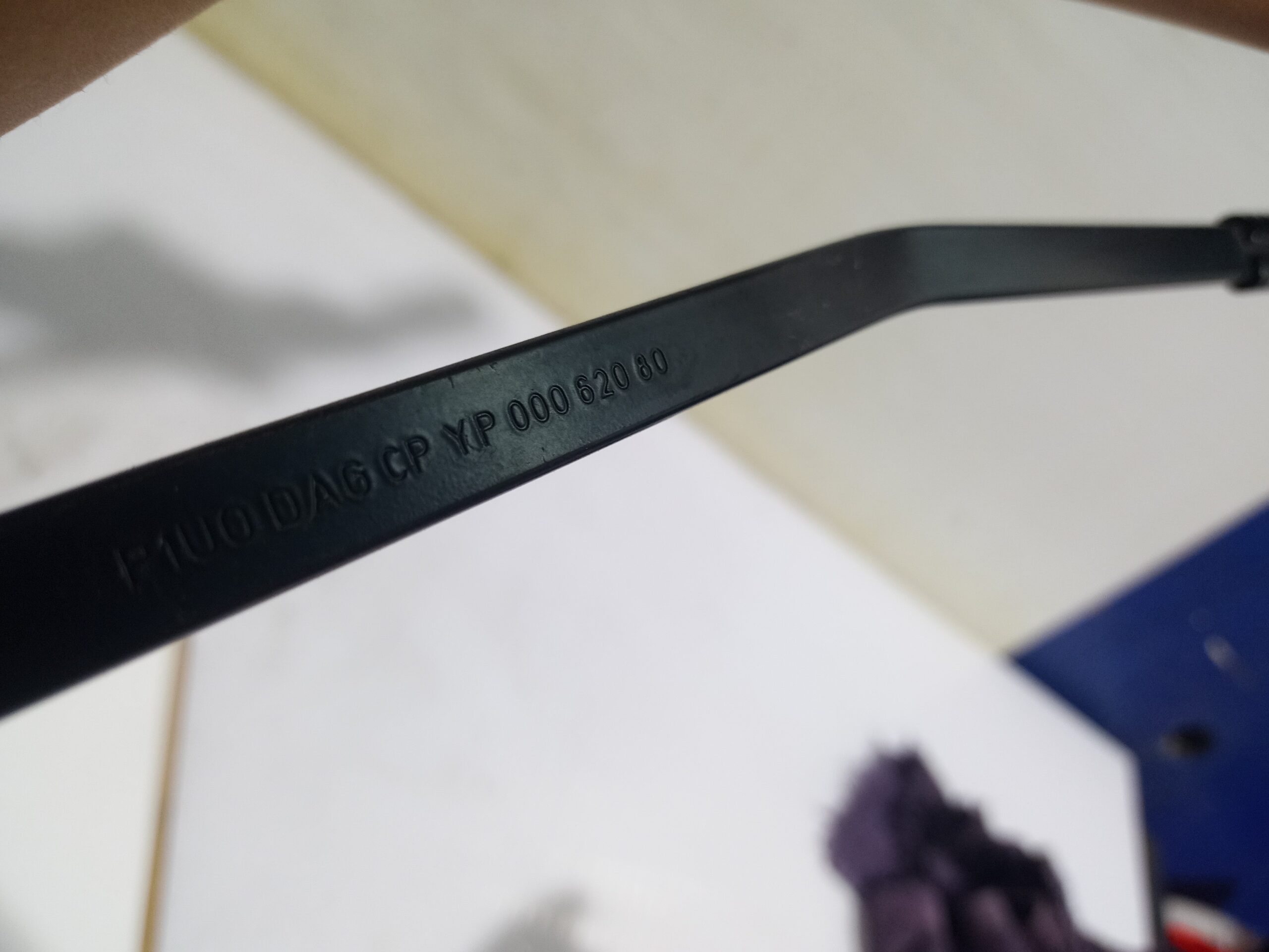 brazo_limpia_delantero_derecho_yp00062080_opel_grandland_x_opel_2020